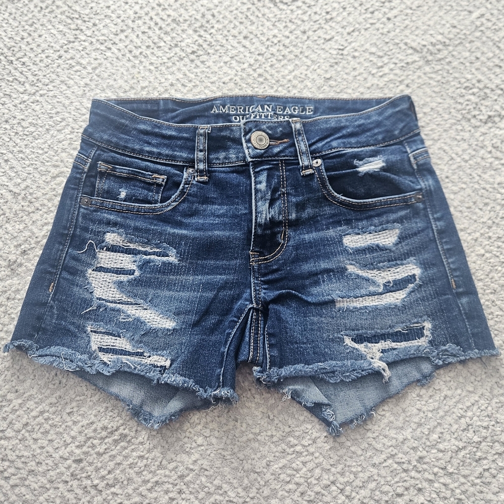 AMERICAN EAGLE Distressed Patched Midi Jean Shorts Cut Off Size 2 AE